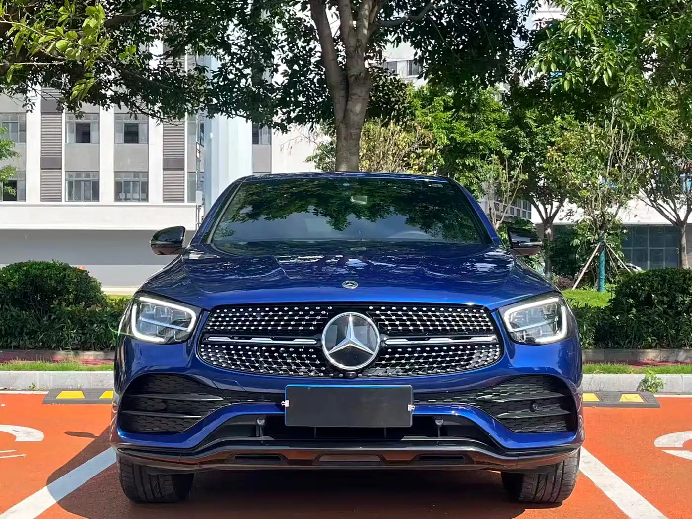Mercedes-Benz GLC Coupe 2021 GLC 260 4MATIC Coupe SUV фото 2