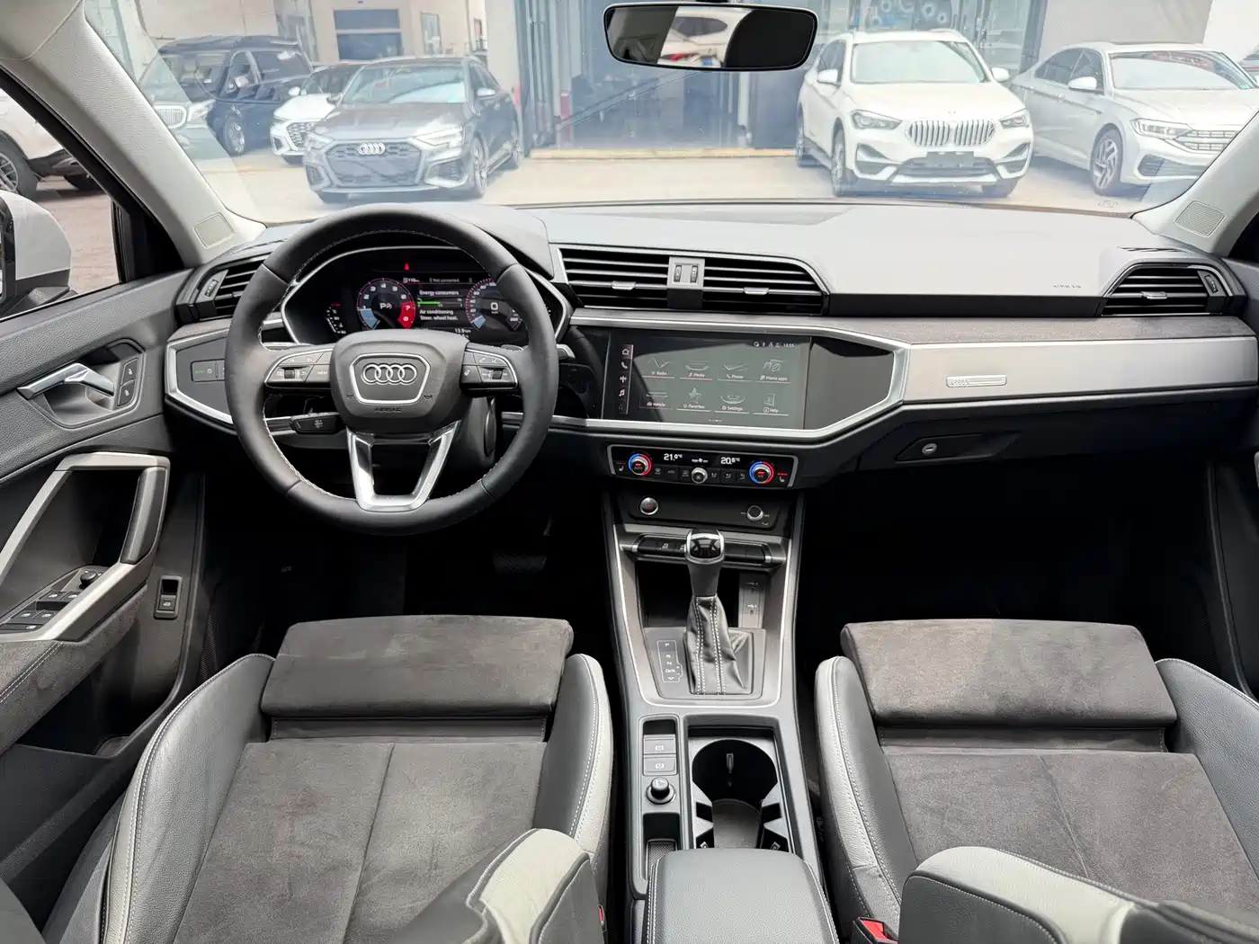 Audi Q3 2022 35 TFSI Progressive Dynamic фото 16