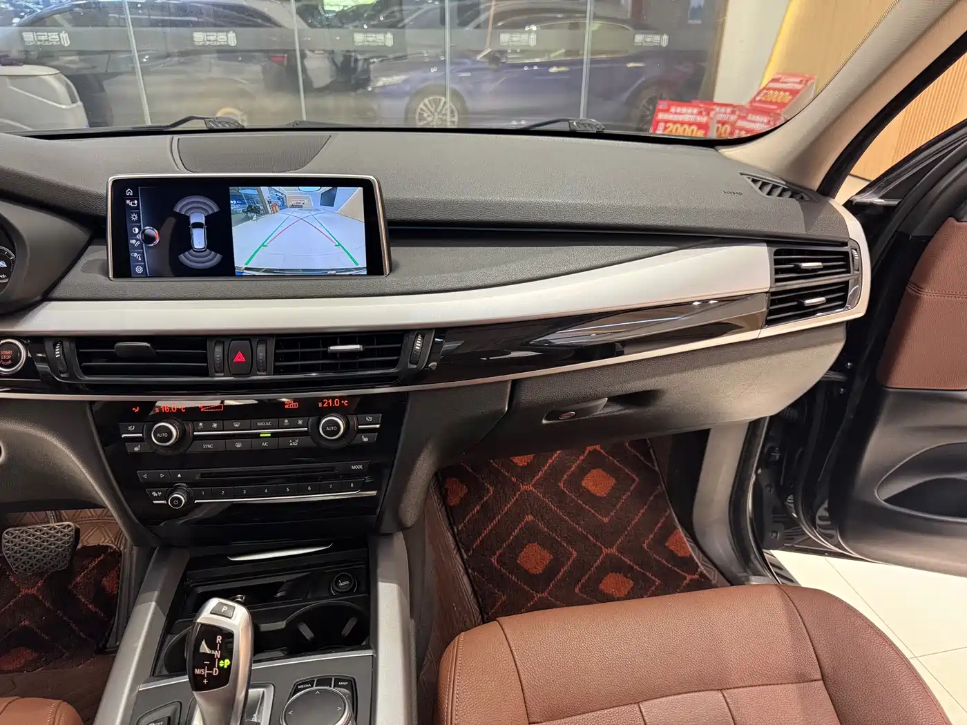 BMW X5 (Import) 2018 xDrive35i Elegant Model фото 10