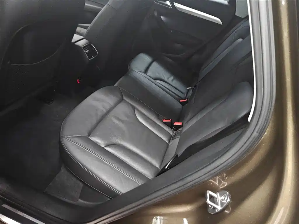 Audi Q3 2017 35 TFSI Style фото 17