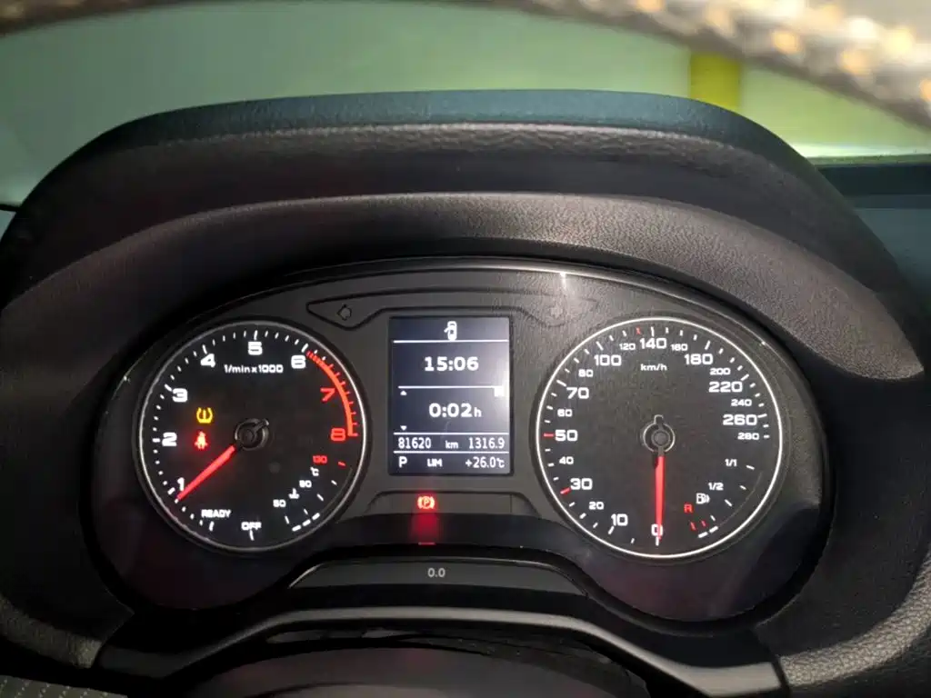 Audi Q2L 2019 2018 35 TFSI Launch Exclusive Edition China V