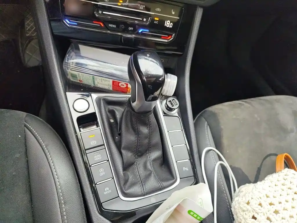 Volkswagen Sagitar 2021 280TSI DSG Luxury Smart Connect фото 7