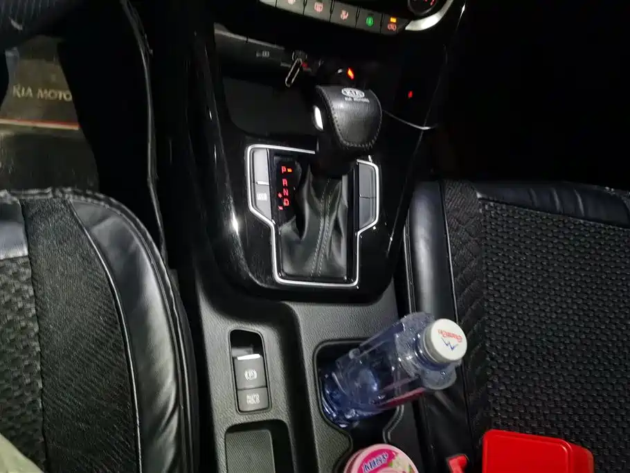Kia Sportage 2019 2.0L Automatic Smart Luxury Edition фото 16