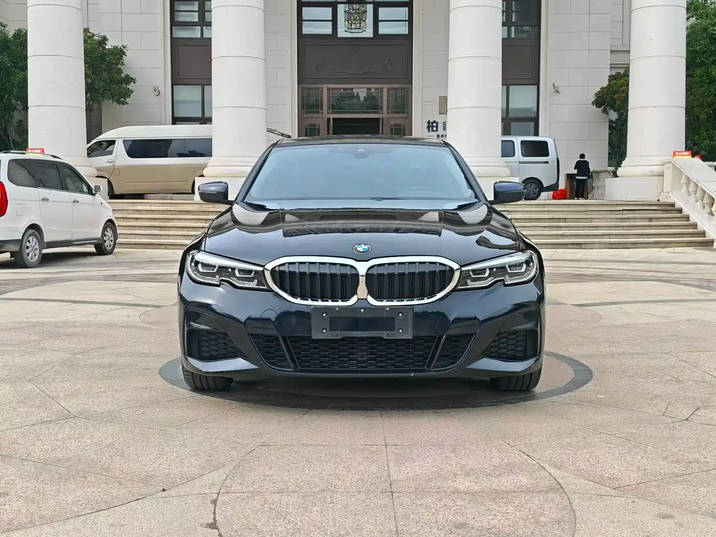 BMW 3 Series 2021 325Li M Sport Package фото 2