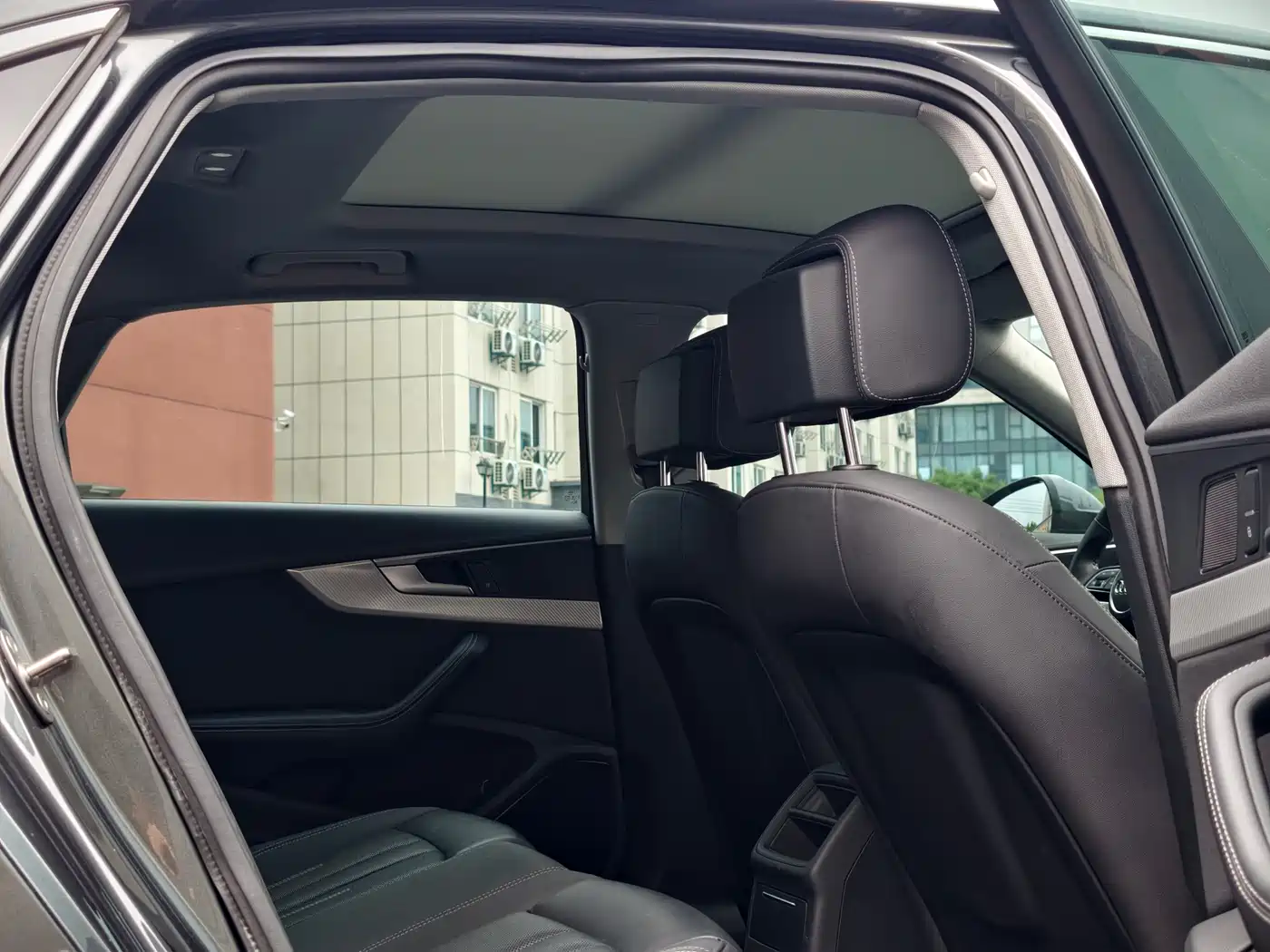Audi A4L 2020 40 TFSI Fashion Dynamic Edition фото 11