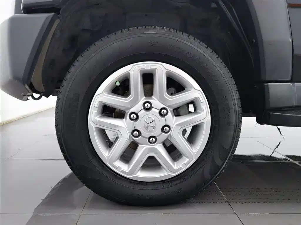 BAIC ORV Beijing Offroad BJ40 2016 Model 40L 2.0T Manual 4WD Premium фото 17