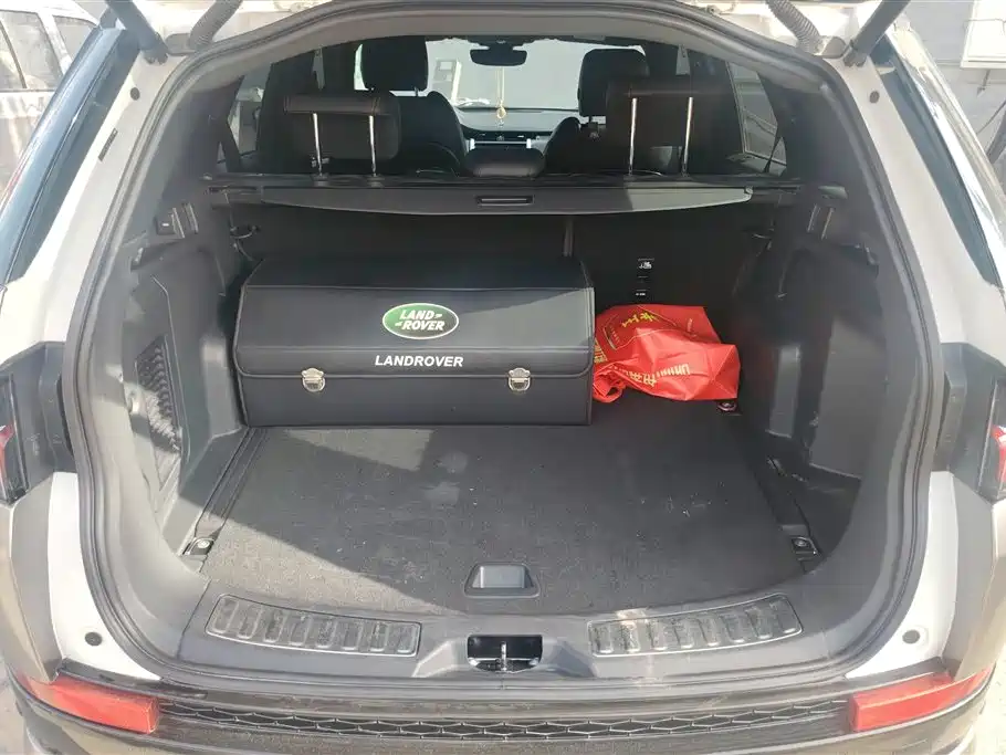 LAND ROVER DISCOVER SPORTS