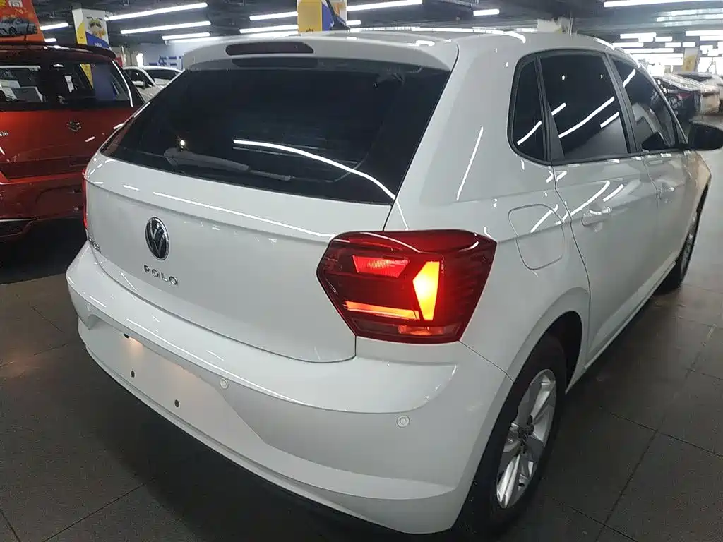 Volkswagen Polo 2023 Facelift Plus 1.5L Auto Joyful Living Edition фото 7