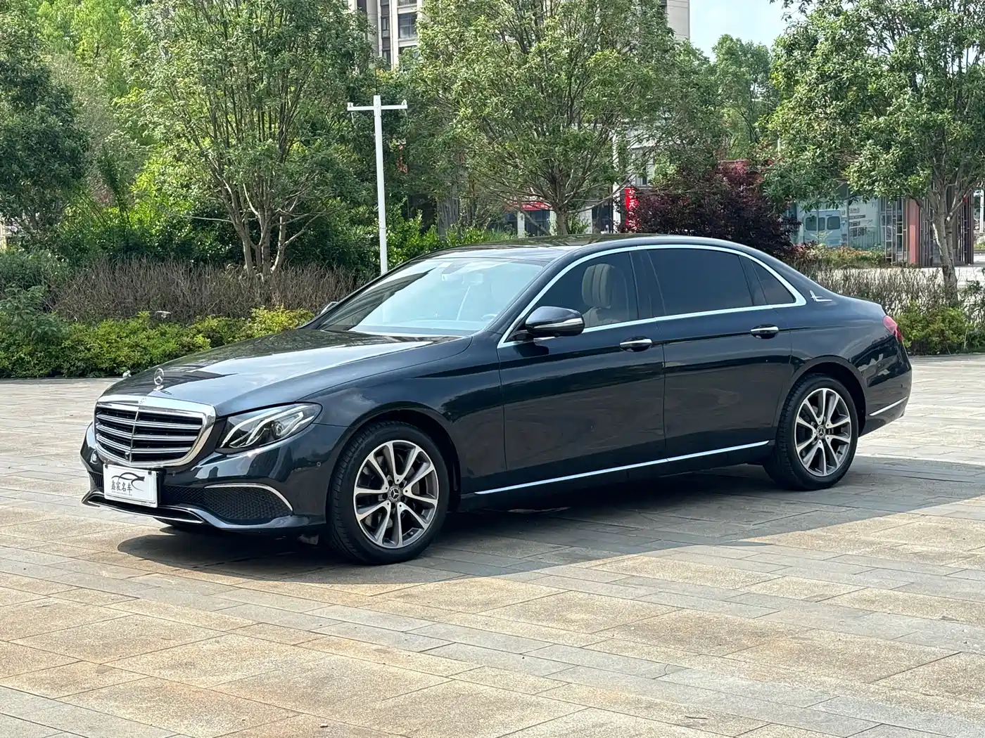 Mercedes-Benz E-Class 2018 Facelift E 300 L Fashion фото 2