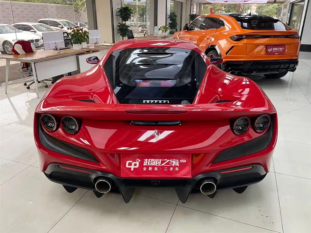 Ferrari F8 2021 2019 Tributo 3.9T V8