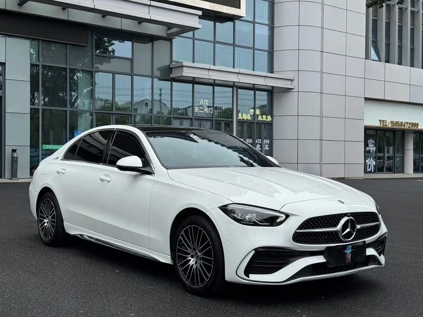 Mercedes-Benz C-Class 2024 Facelift III C 260 L Sport фото 3
