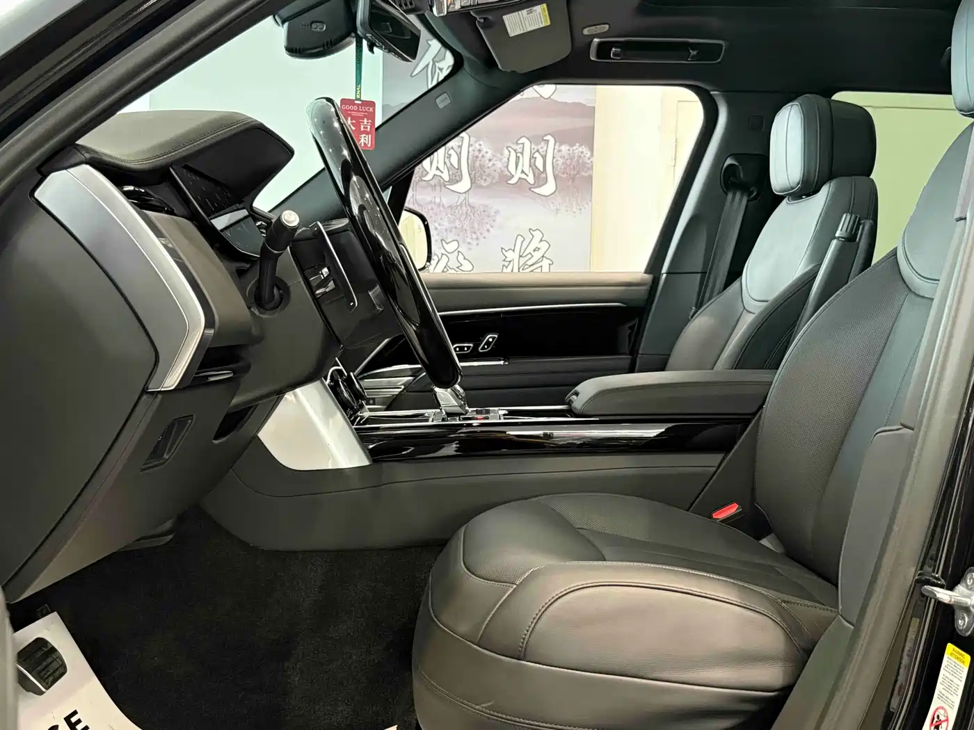 Land Rover Range Rover фото 6