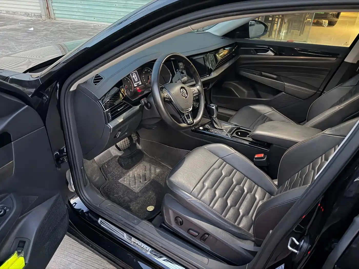 Volkswagen Passat 2019 330TSI Elite Version China VI фото 7