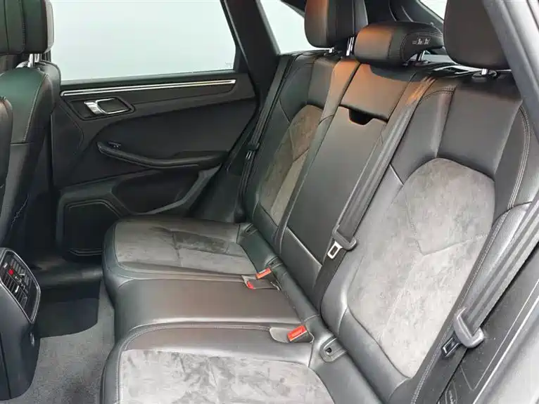 Porsche Macan 2017 Macan 2.0T фото 12