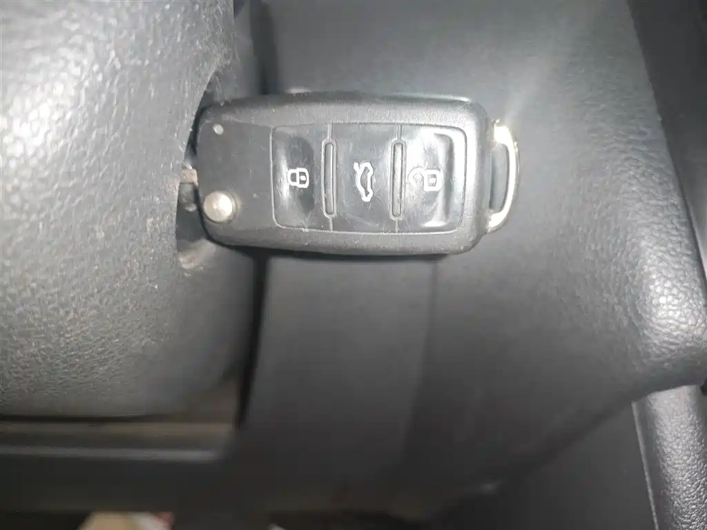 Volkswagen Polo 2016 1.4L Automatic Trend фото 17