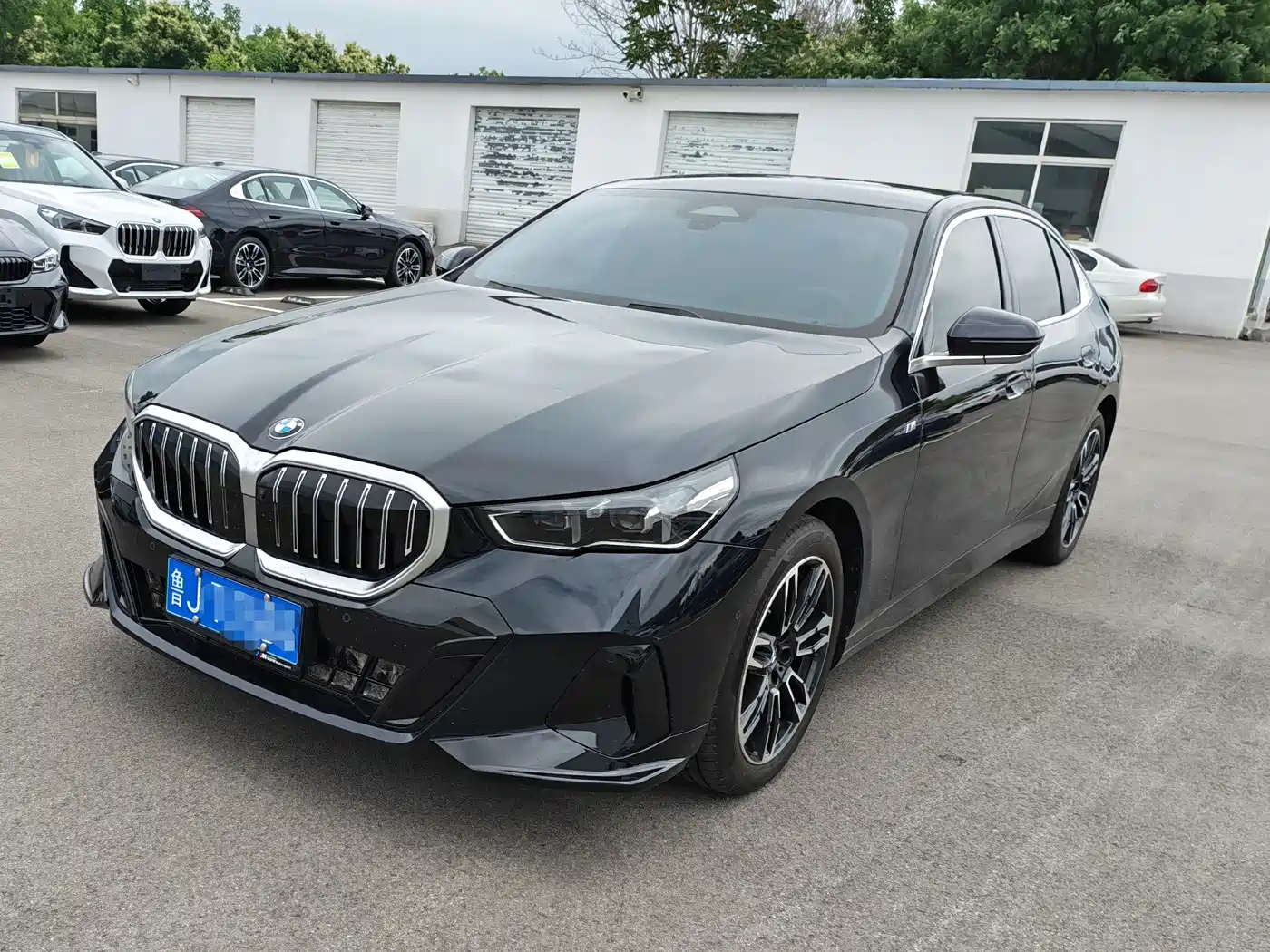 BMW 5 Series 2024 530Li Leading M Sport Package