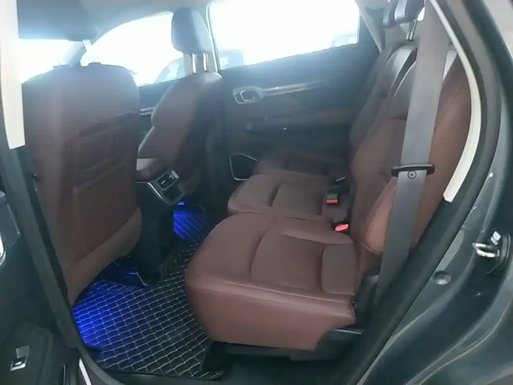 Geely Okavango 2022 2022 1.8TD Automatic Premium 7-Seater