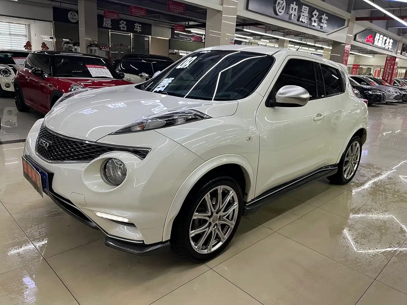  Infiniti Infiniti ESQ 2014 1.6L Free Edition