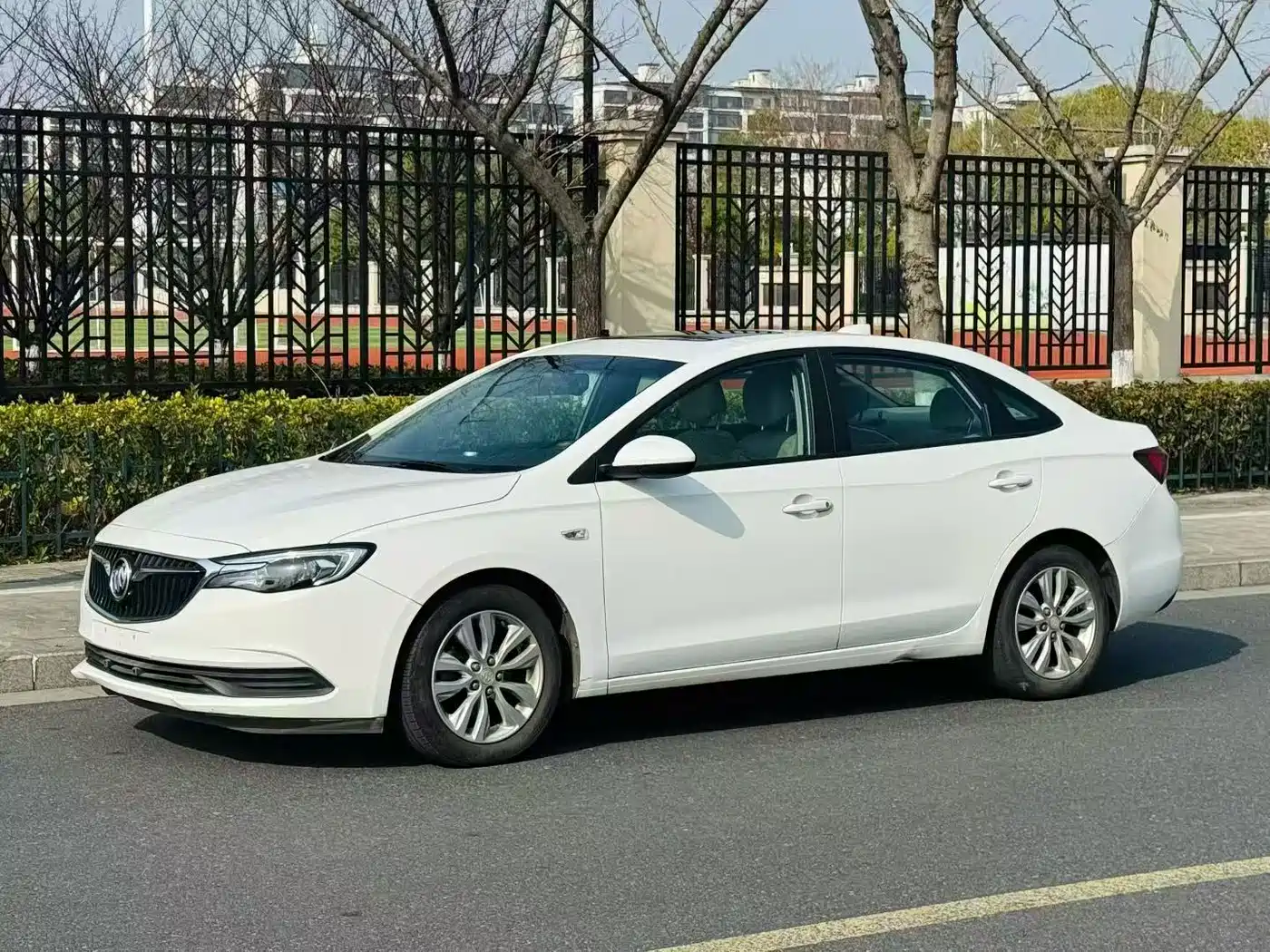 Buick Excelle 2019 15T DCT Connected Elite Type China VI
