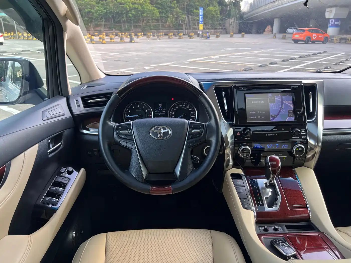 Toyota Alphard 2015 3.5L Luxury Edition фото 19