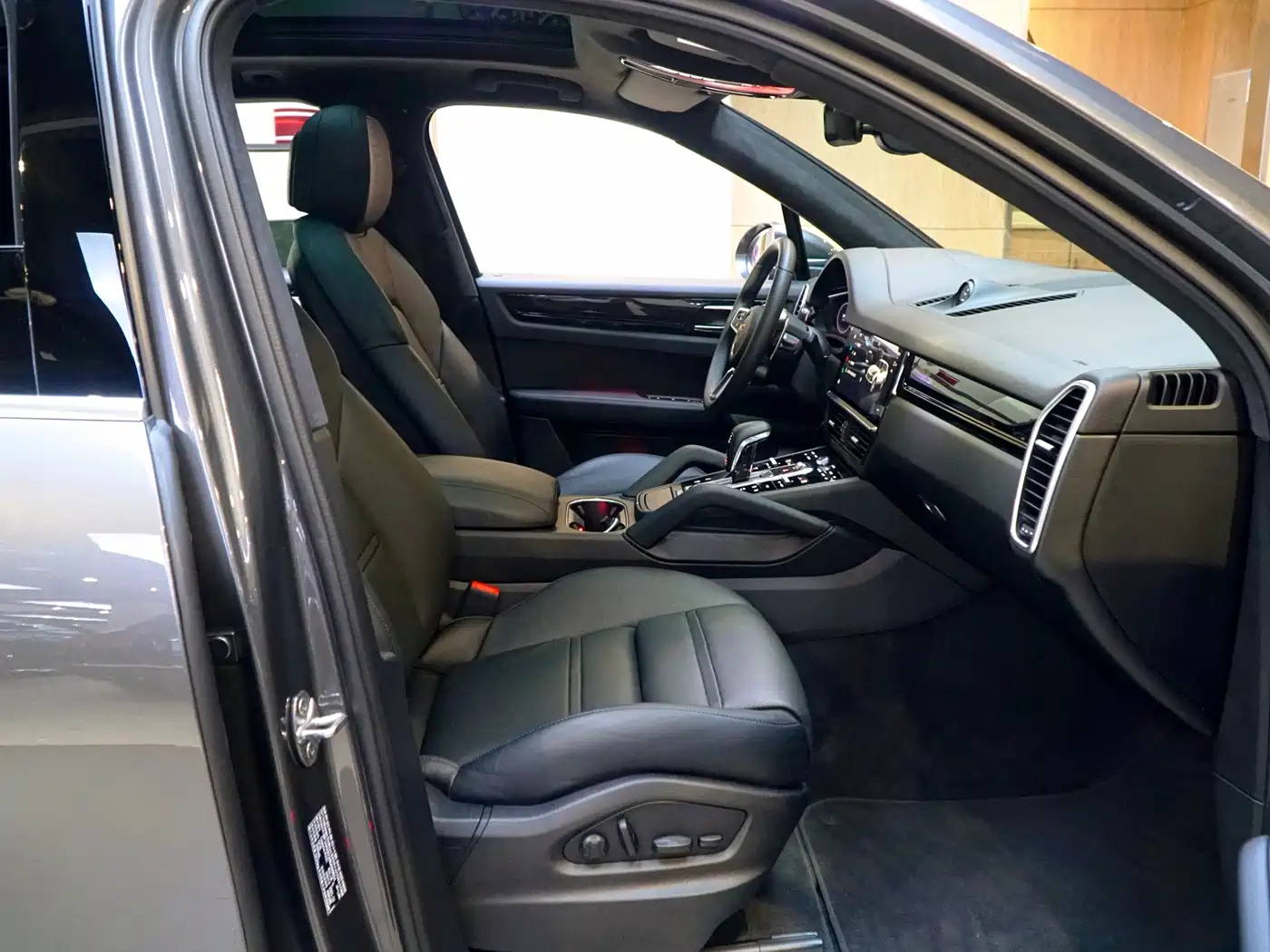 Porsche Cayenne 2019 Cayenne 3.0T фото 11