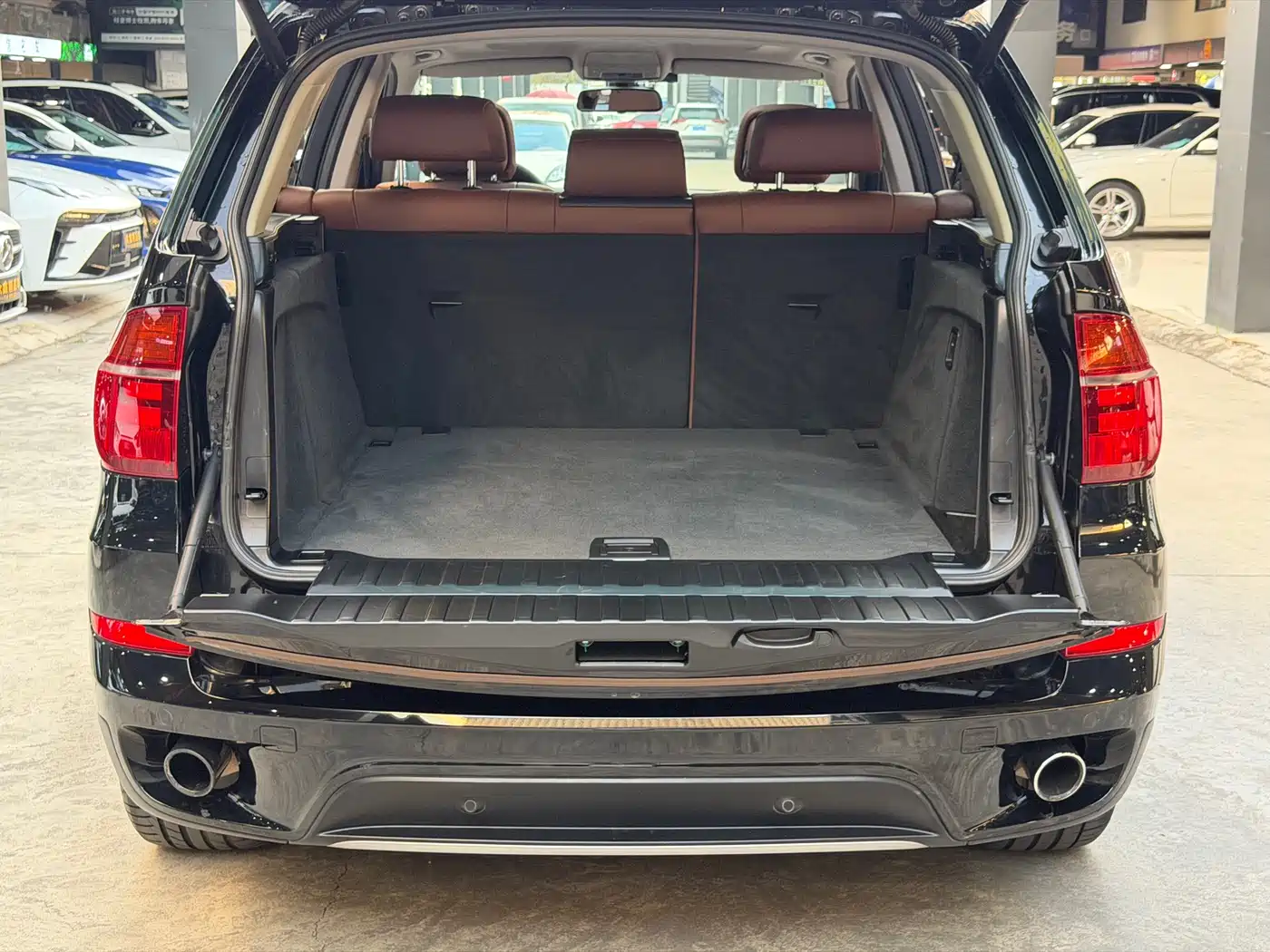 BMW X5 (Import) 2013 xDrive35i Leading фото 15