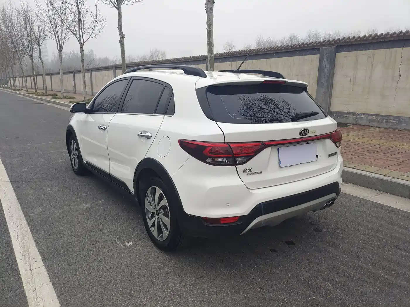 KIA KX CROSS