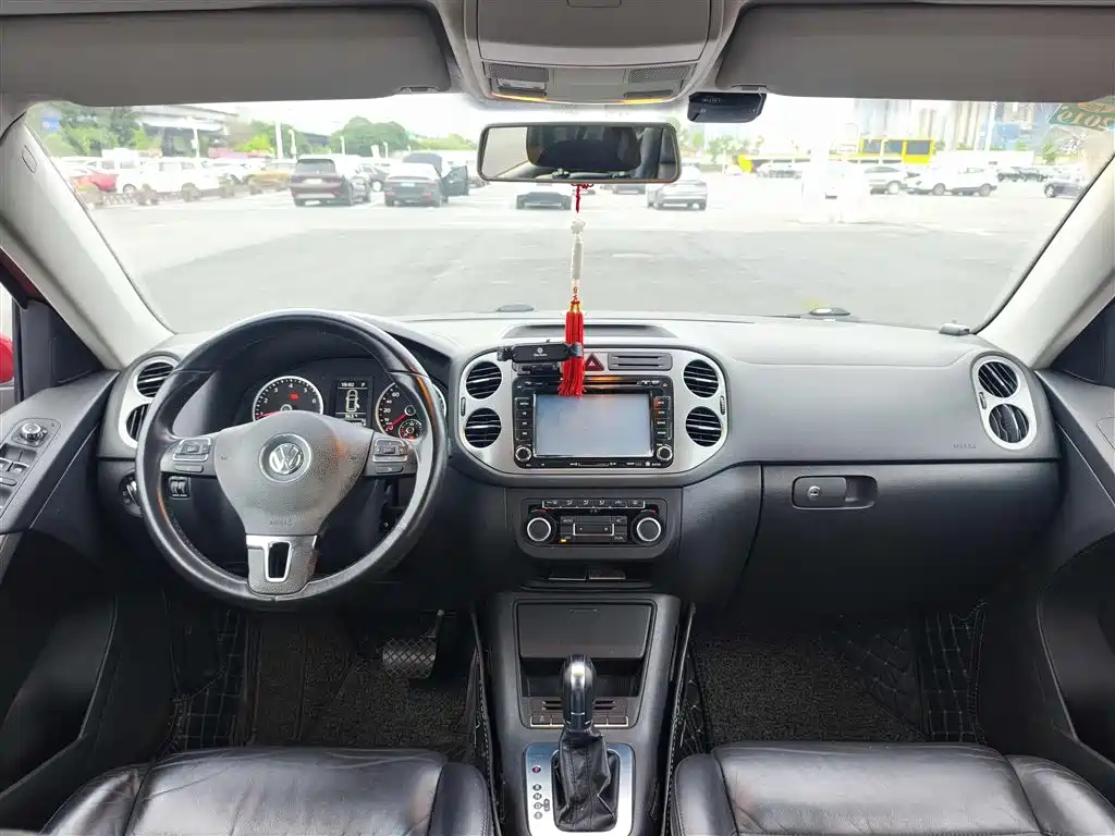 Volkswagen Tiguan 2012 1.8TSI Automatic 2WD Trend Edition фото 13