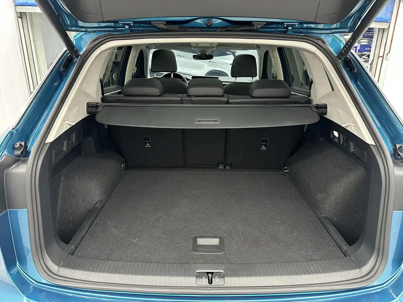 Volkswagen Tayron 2023 280TSI 2WD Luxury Plus Advanced Edition фото 17