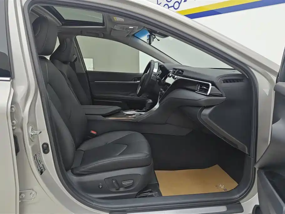 Toyota Camry 2019 2.0G Luxury Edition China VI фото 8