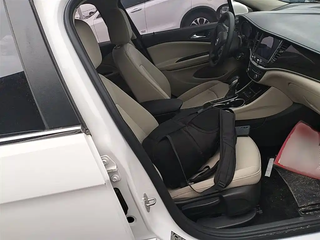 Buick Verano 2018 Sedan 15S Automatic Progressive фото 25