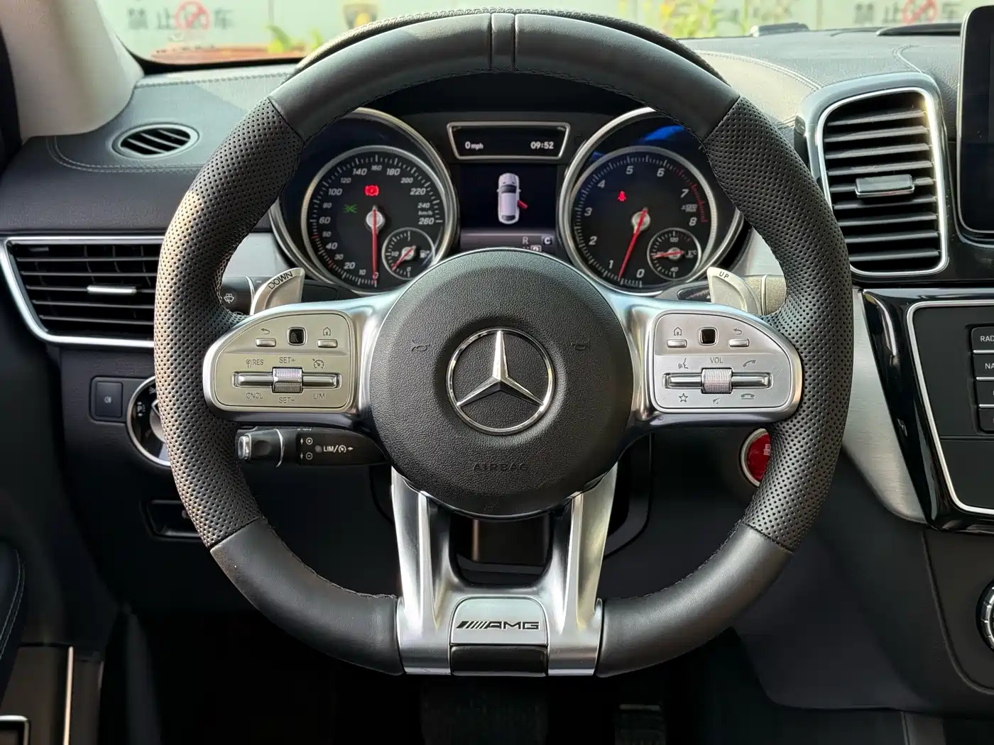 Mercedes-Benz GLE Coupe 2018 GLE 320 4MATIC Coupe SUV фото 14