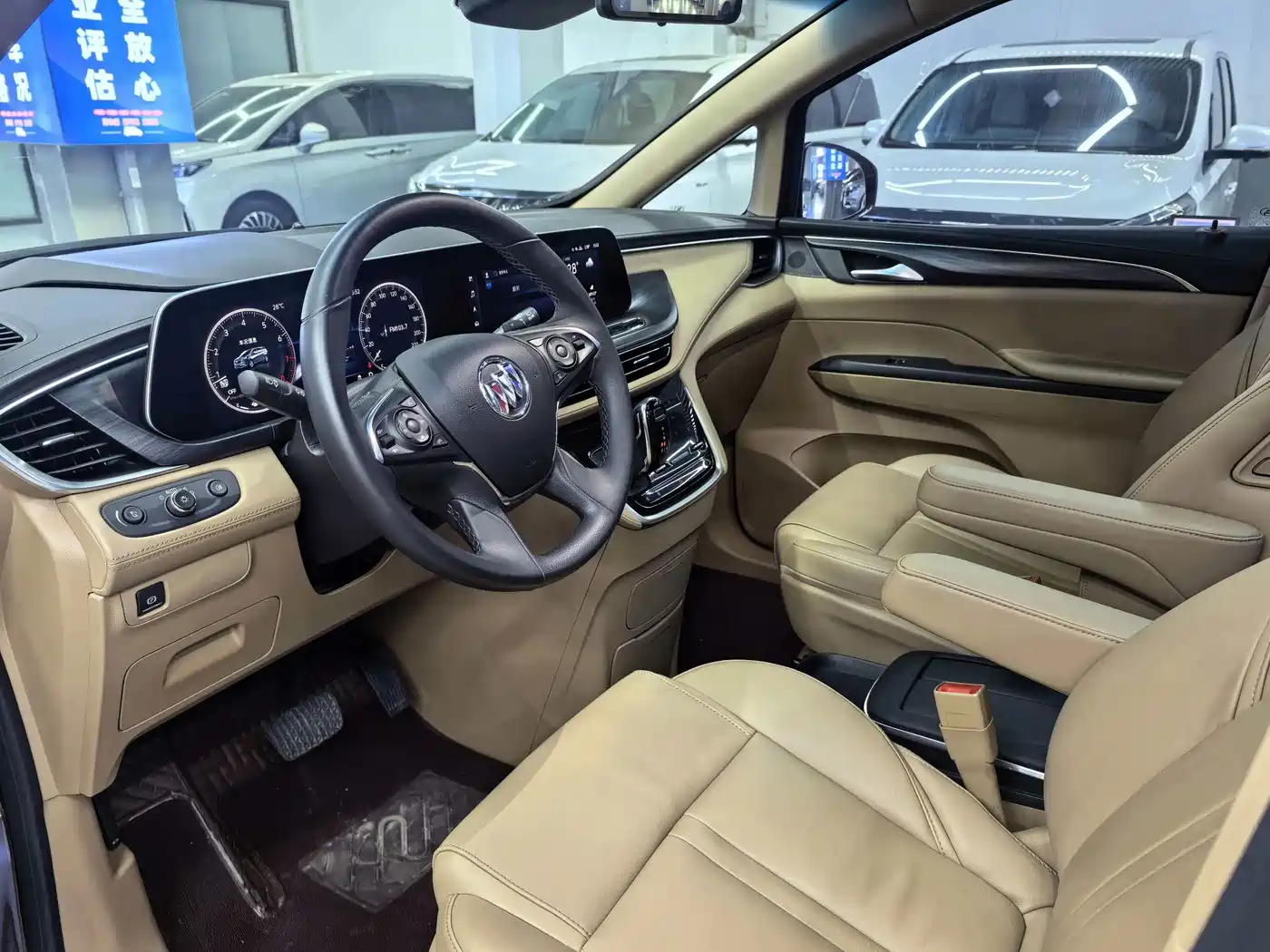 Buick GL8 2021 ES Landlord 653T Premium фото 5