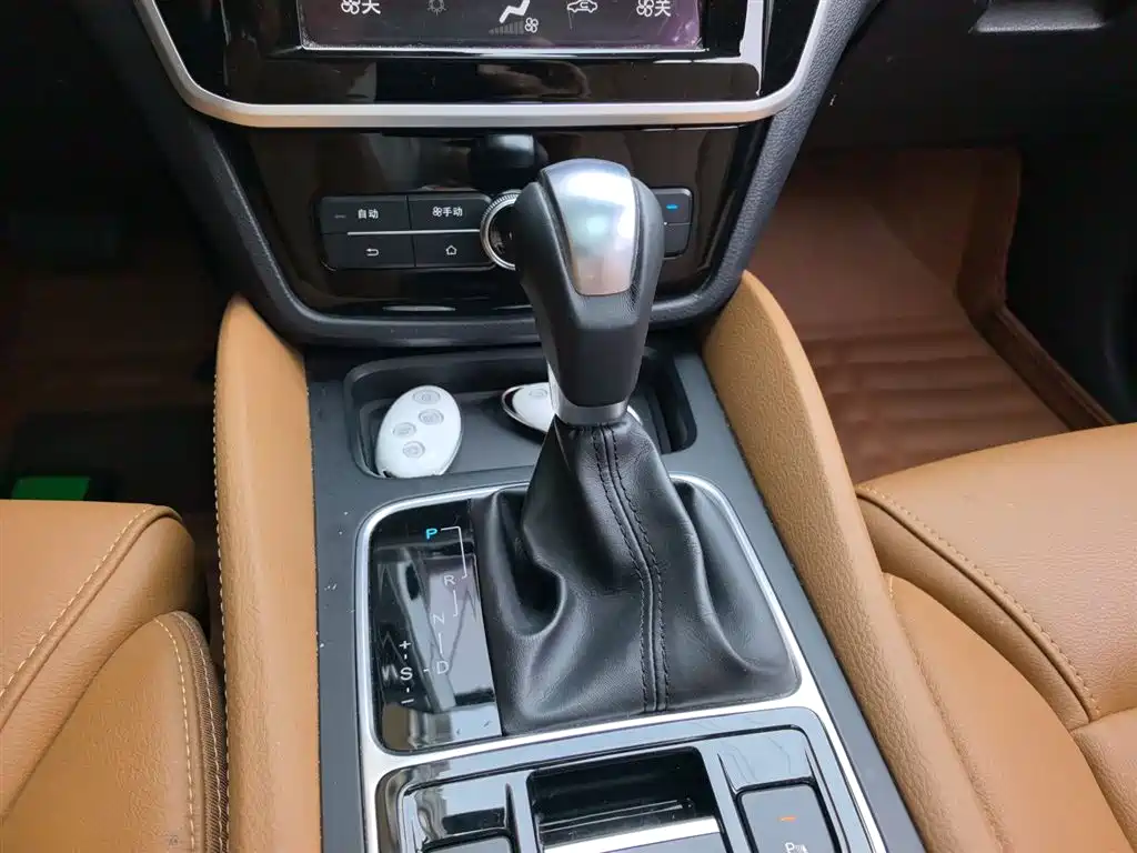BYD Song MAX 2018 1.5T Automatic Smart Connected Premium 6-Seater фото 14