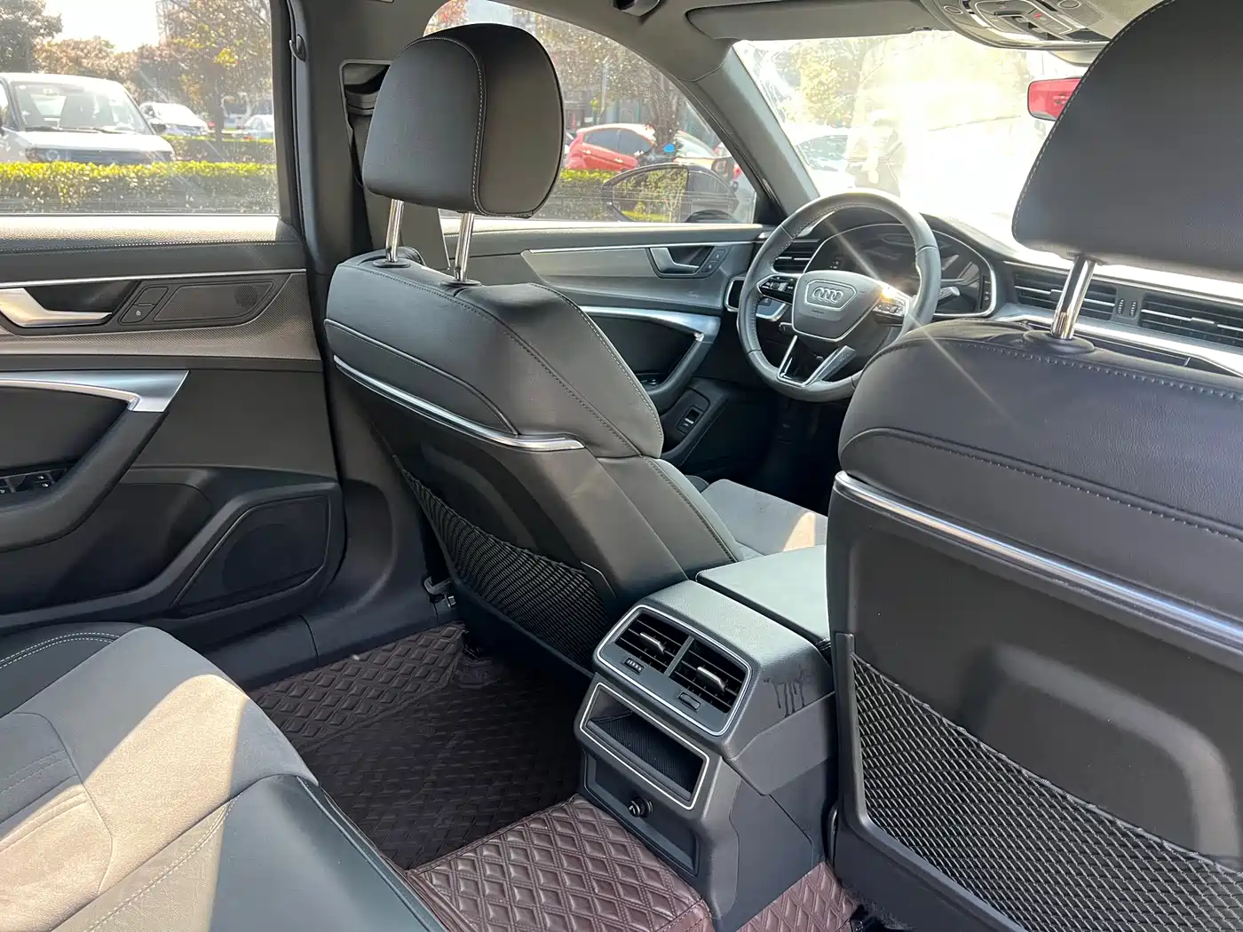 Audi A6L 2021 40 TFSI Luxury Sport фото 16