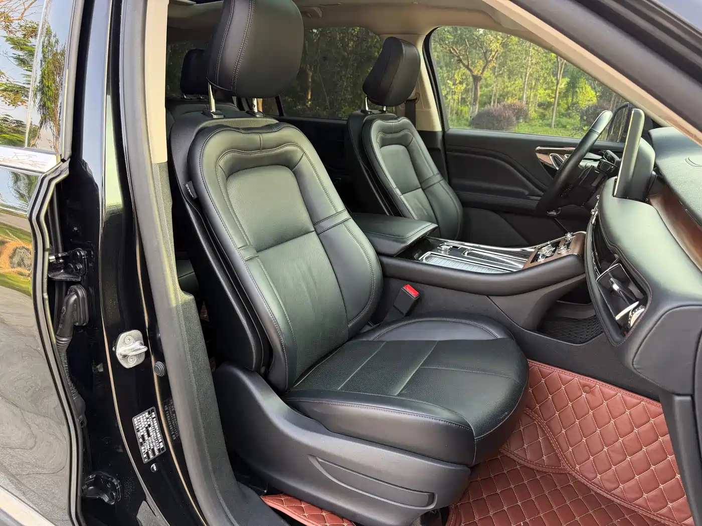 Lincoln Aviator 2021 3.0T V6 4WD Premium Edition фото 9