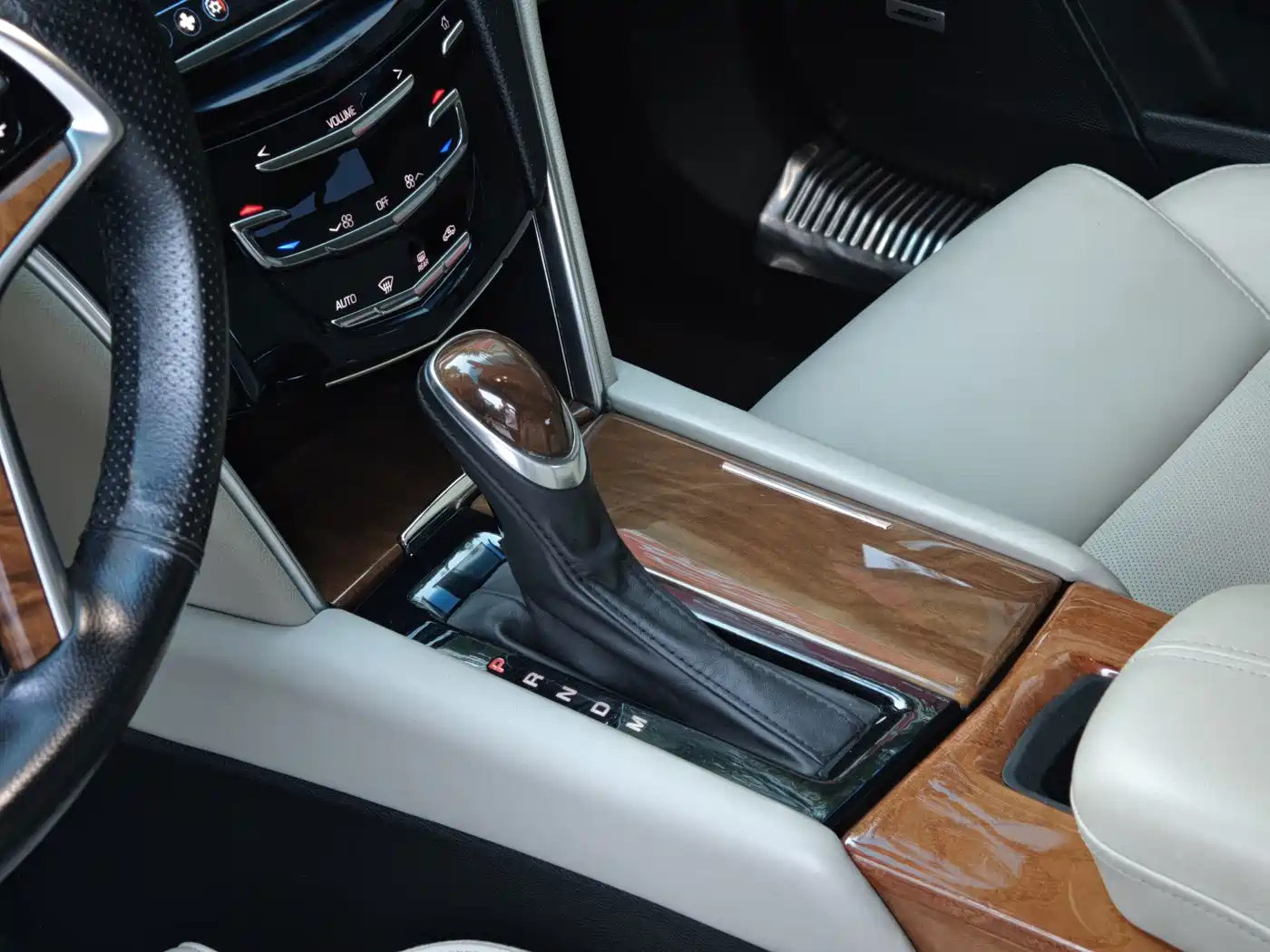 Cadillac XTS 2019 2018 28T Elite