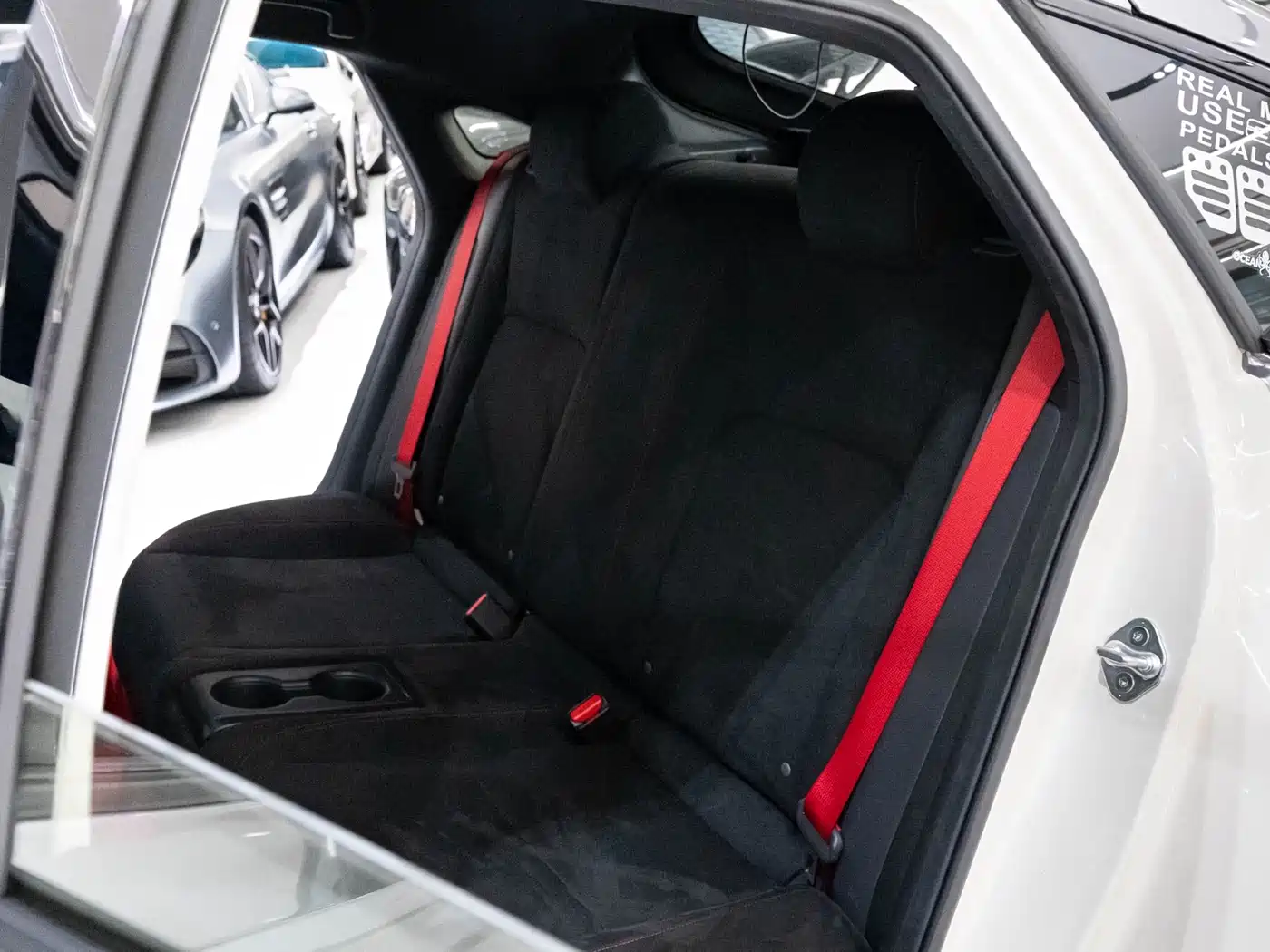 Honda Civic (Import) 2023 2.0T 420TURBO TYPE R фото 12