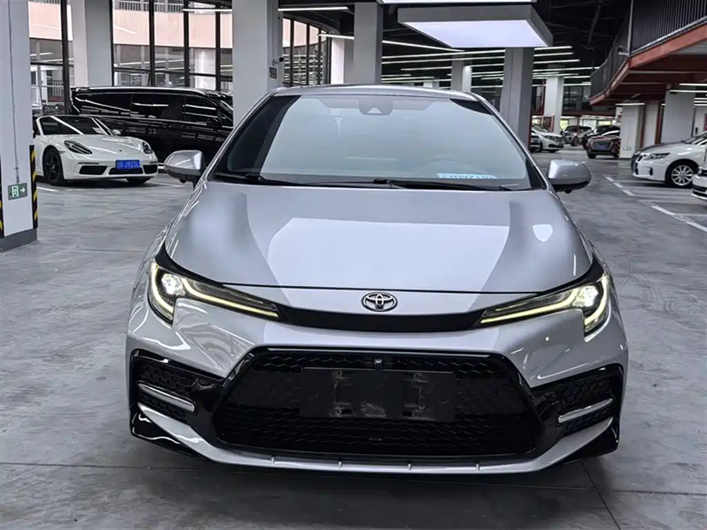Toyota Levin 2021 185T CVT Sport Edition фото 2