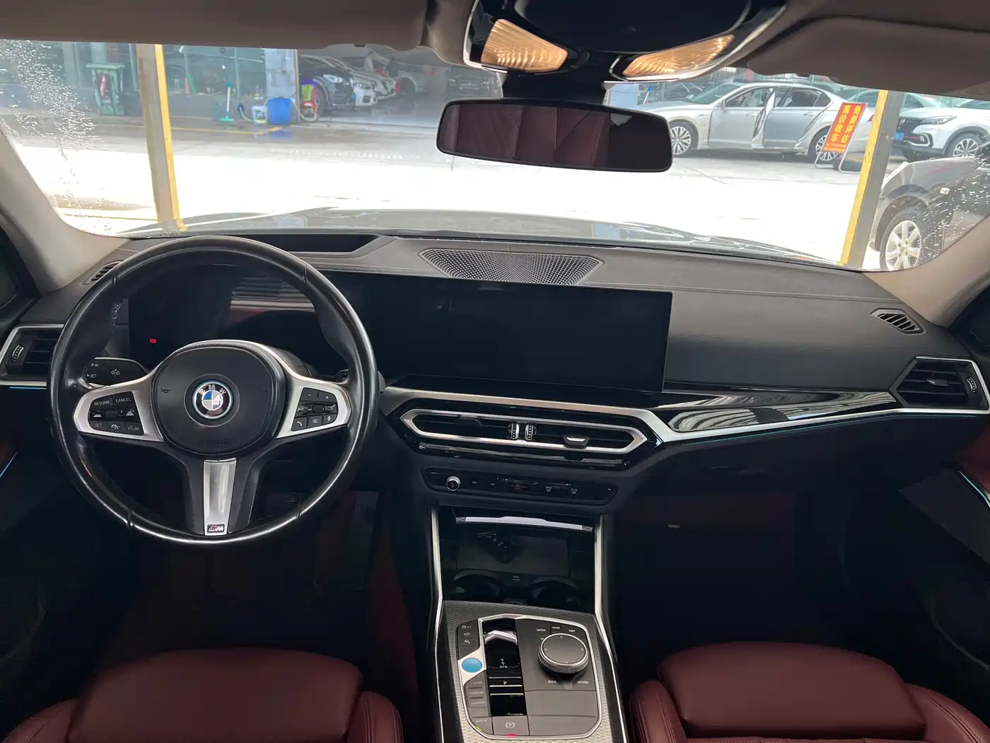 BMW i3 2024 eDrive 40 L Night Sport Package фото 6