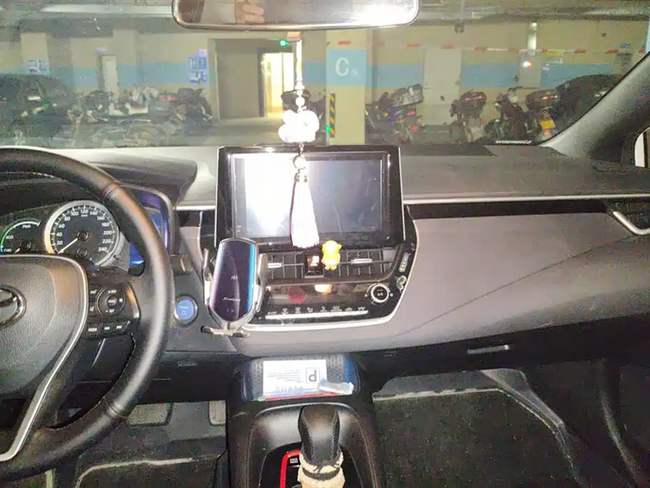 Toyota Levin 2021 Dual Engine 1.8H E-CVT Sport фото 13