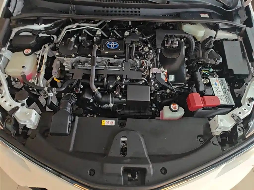 Toyota Corolla 2021 Hybrid 1.8L E-CVT Elite Edition фото 20