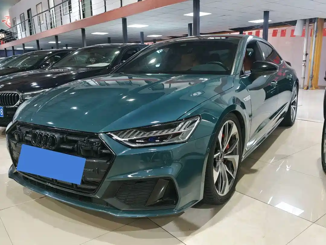 Audi A7L 2022 55 TFSI quattro S-line Zhiyuan Crystal Package