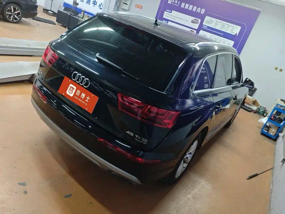 Audi Q7 2016 45 TFSI Technology фото 2