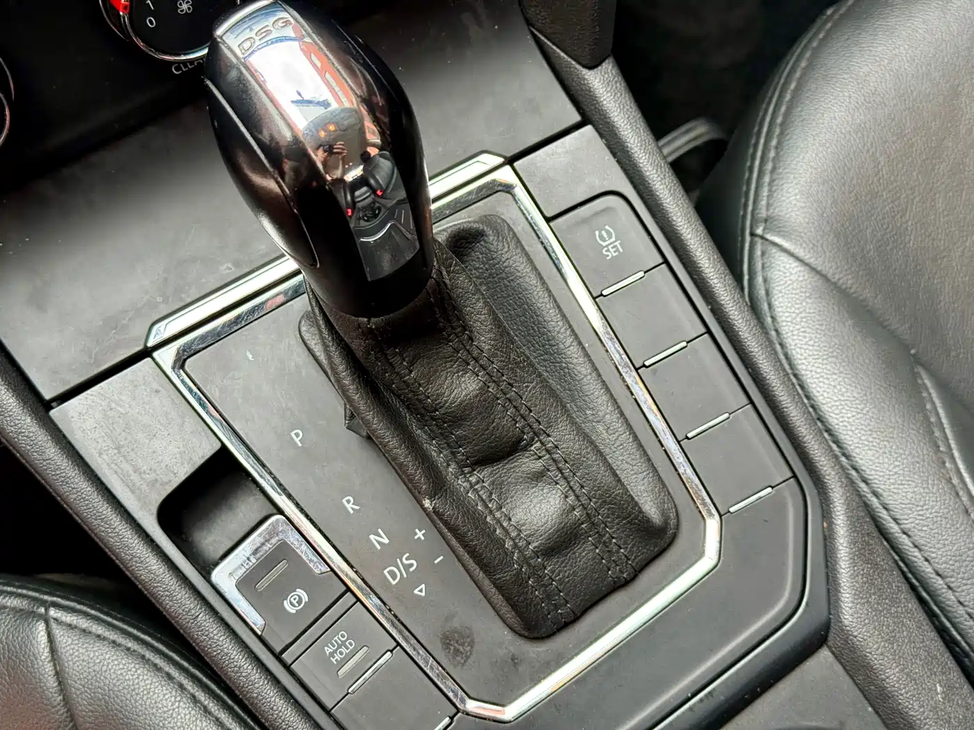 Volkswagen Lamando 2015 230TSI DSG Style фото 12