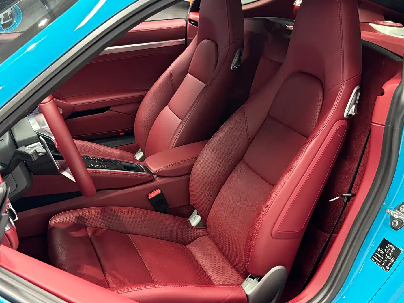 Porsche 718 2018 Cayman 2.0T фото 28