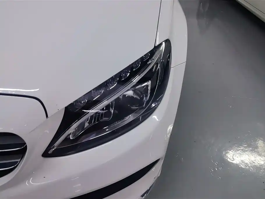Mercedes-Benz C-Class 2017 Facelift C 200 L Sport Edition фото 5