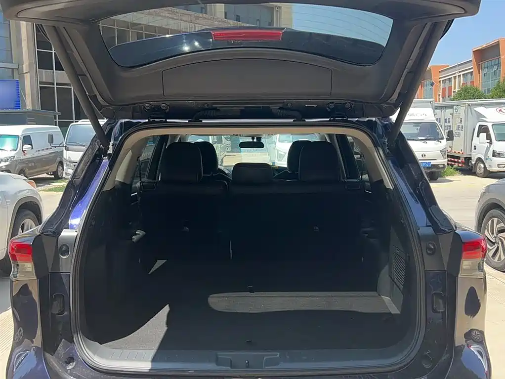 Toyota Highlander 2022 Dual Engine 2.5L 2WD Elite 5-Seater фото 16