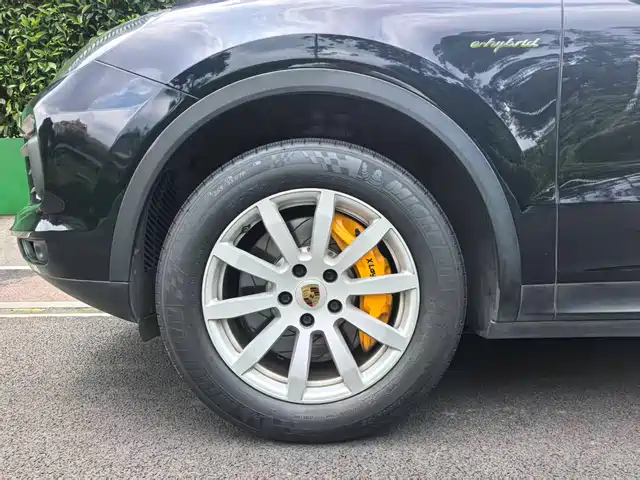 Porsche Cayenne New Energy 2019 Cayenne E-Hybrid 2.0T — фото 5