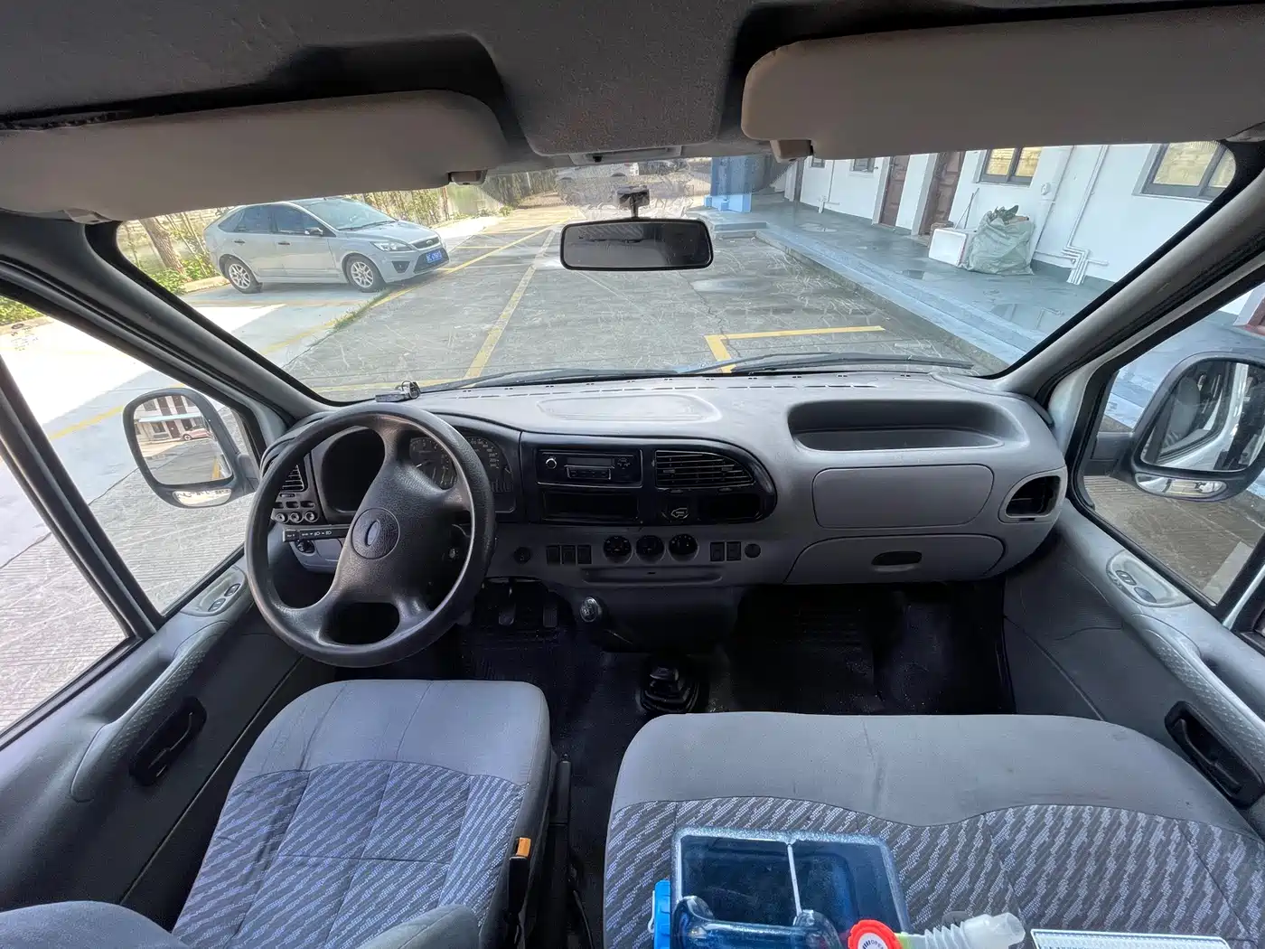 Ford Classic Transit 2014 2013 2.8T Diesel Standard Short Wheelbase Medium Roof JX493ZLQ3A